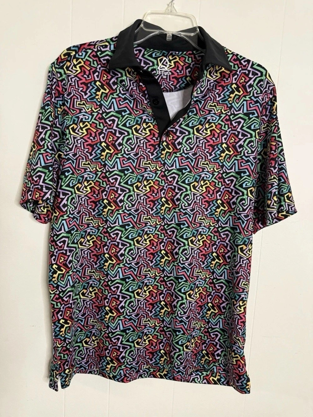 DEOLAX Geometric Short Sleeve Shirt in Black & Multicolor Medium